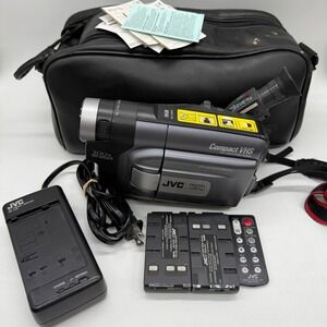 JVC Compact VHS Camcorder Unisex One Size Gray GR-AXM511U 100x Zoom LCD Monitor
